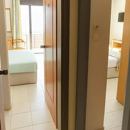 Hotel Flisvos 3*