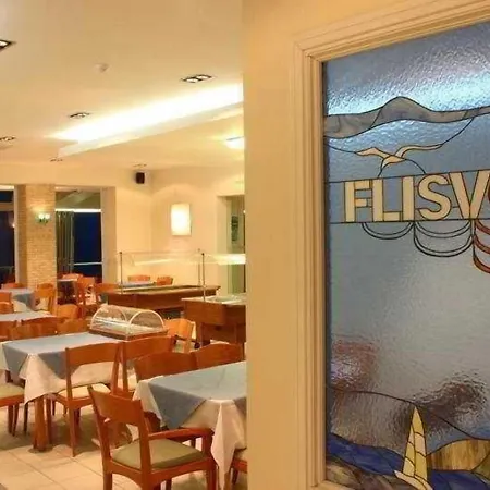 Flisvos Отель 3*