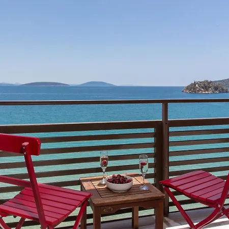 Flisvos Hotel 3*